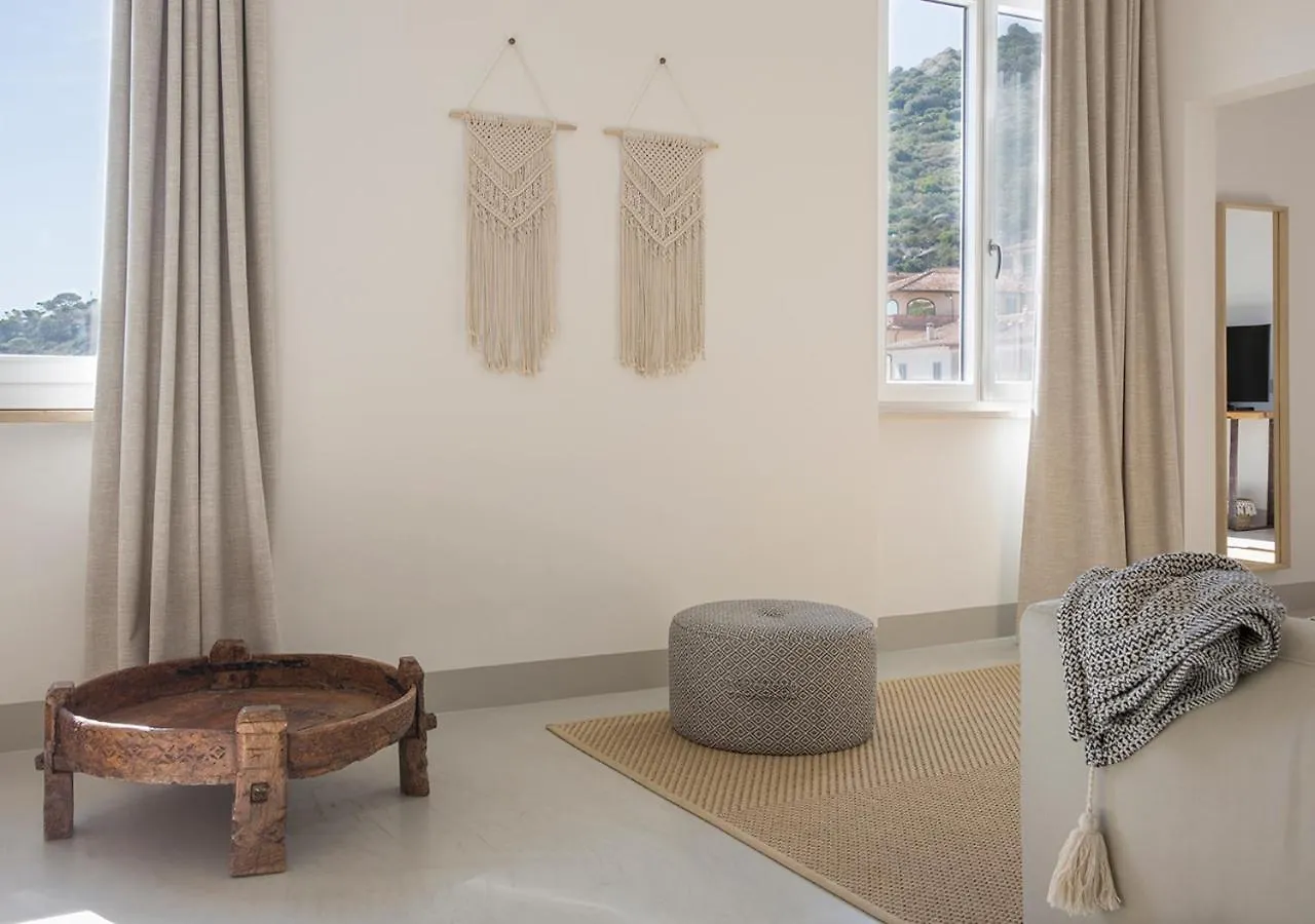 La Guardia Hotel Giglio Porto